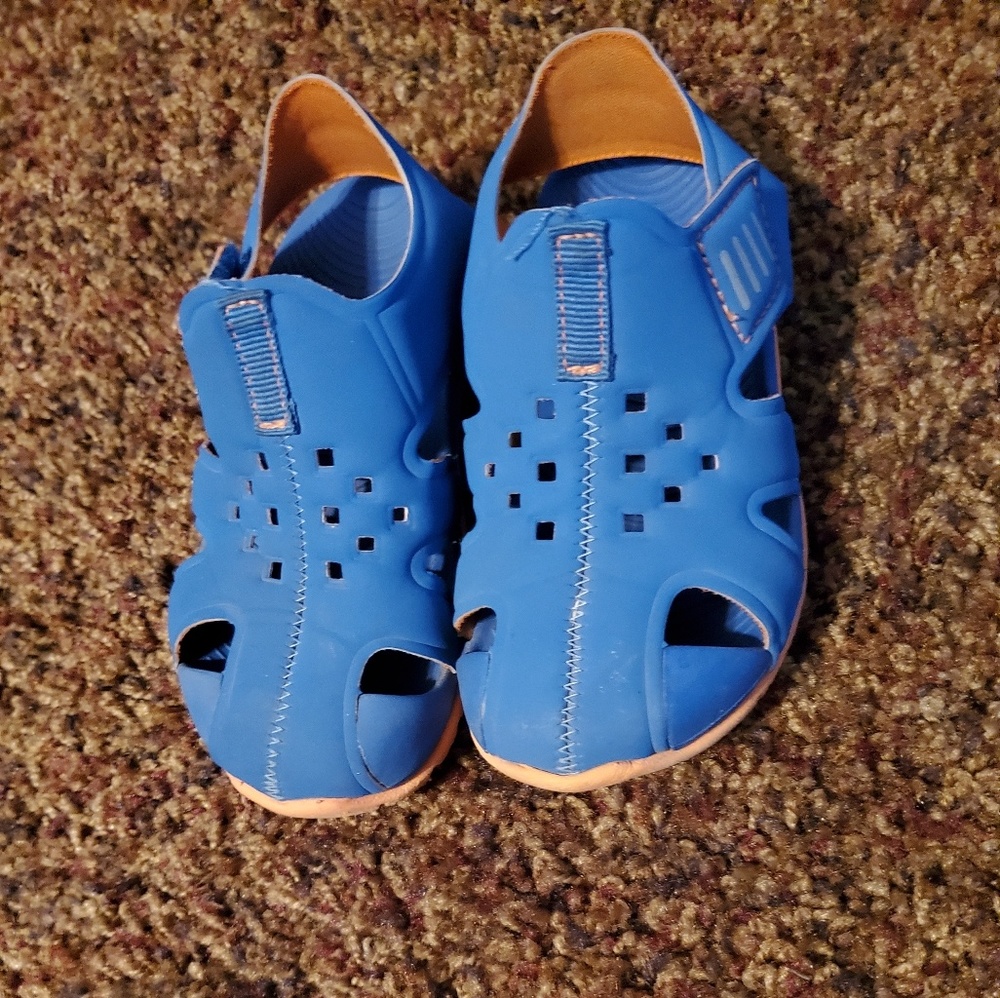 Toddler sandles